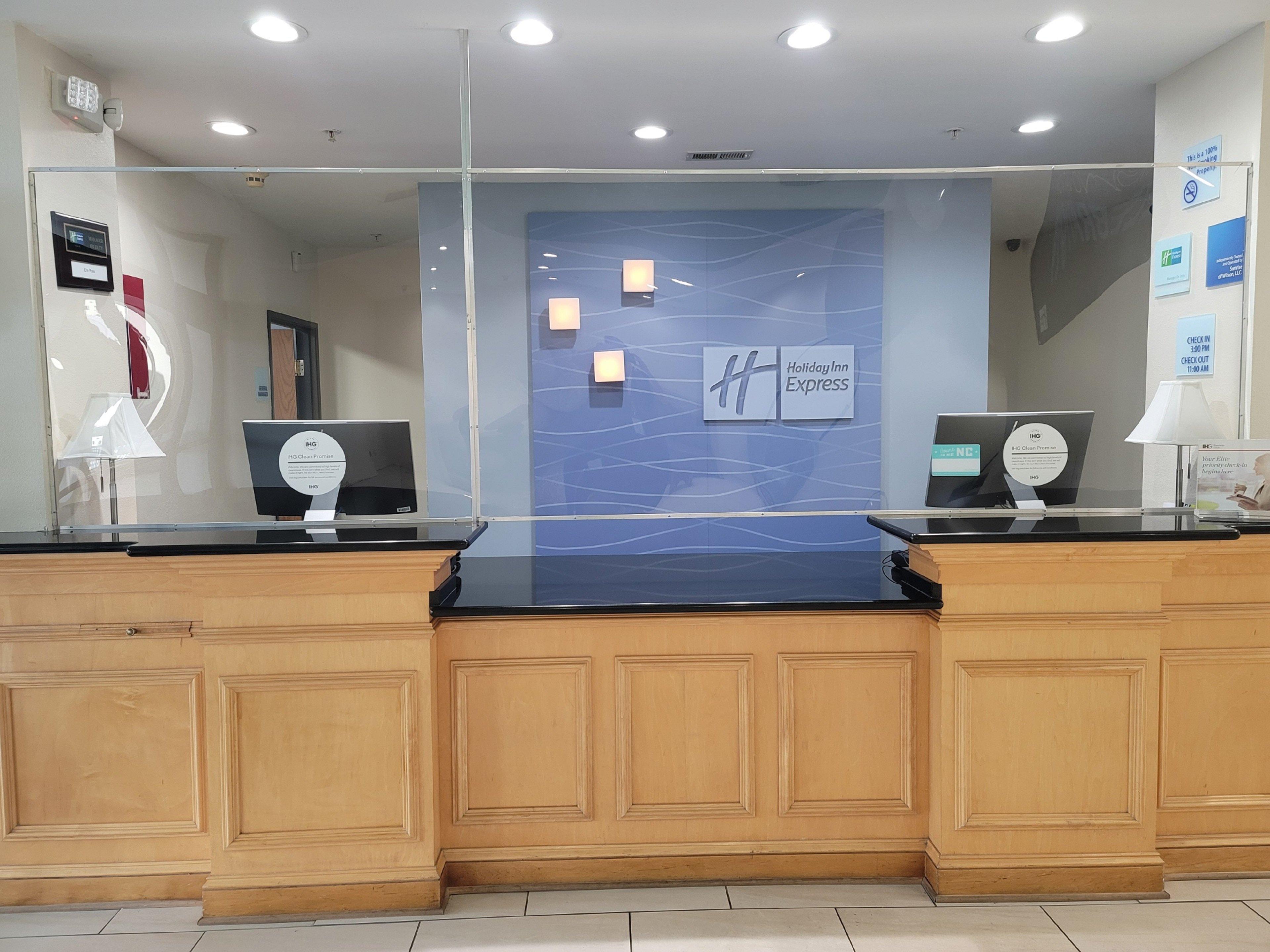 Holiday Inn Express & Suites Wilson-Downtown By Ihg Exterior photo